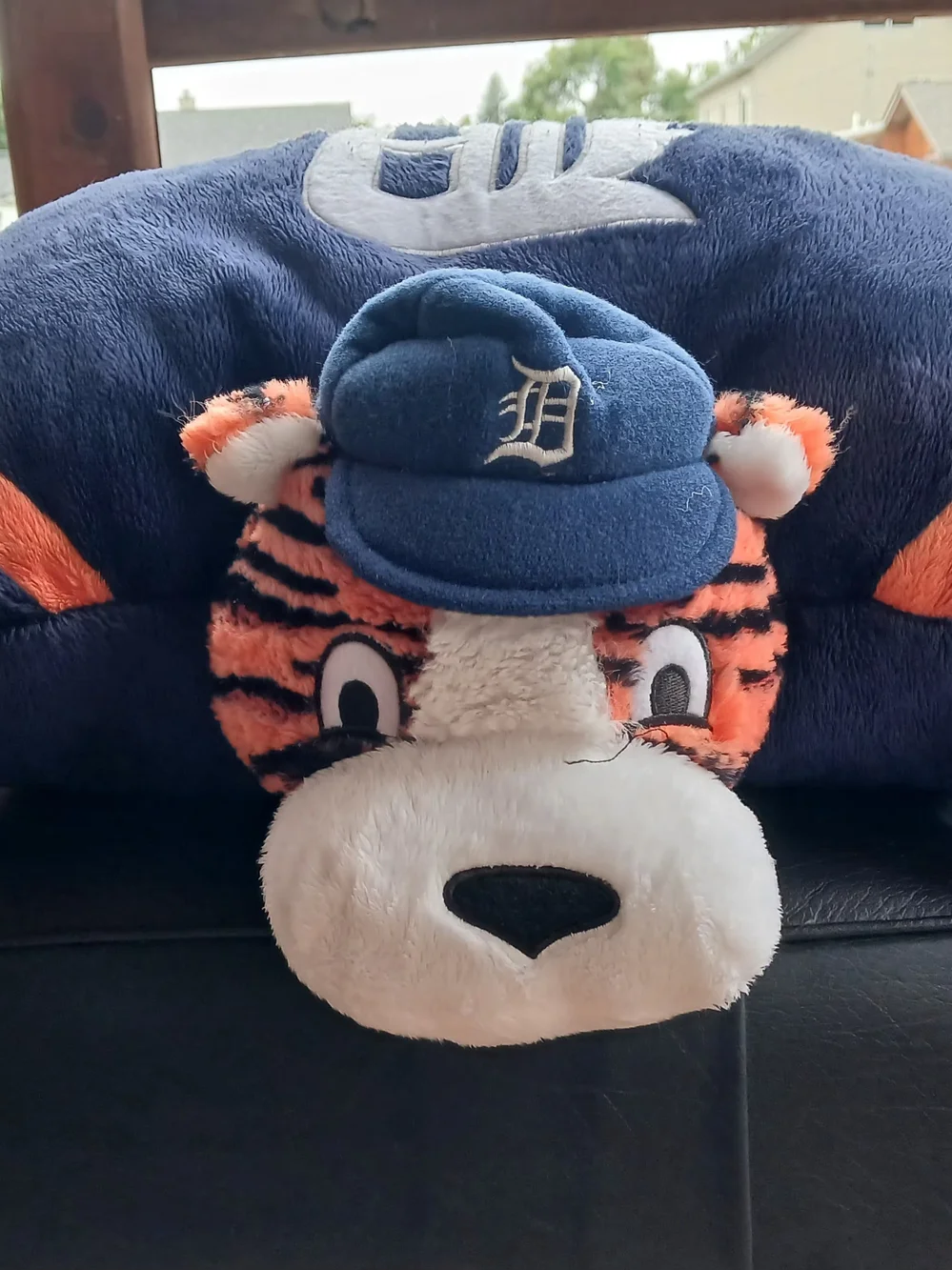 Kids Pillow Pets with Team-Style Detroit Tigers Patch